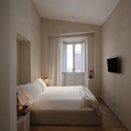P10 Design 4* Rome